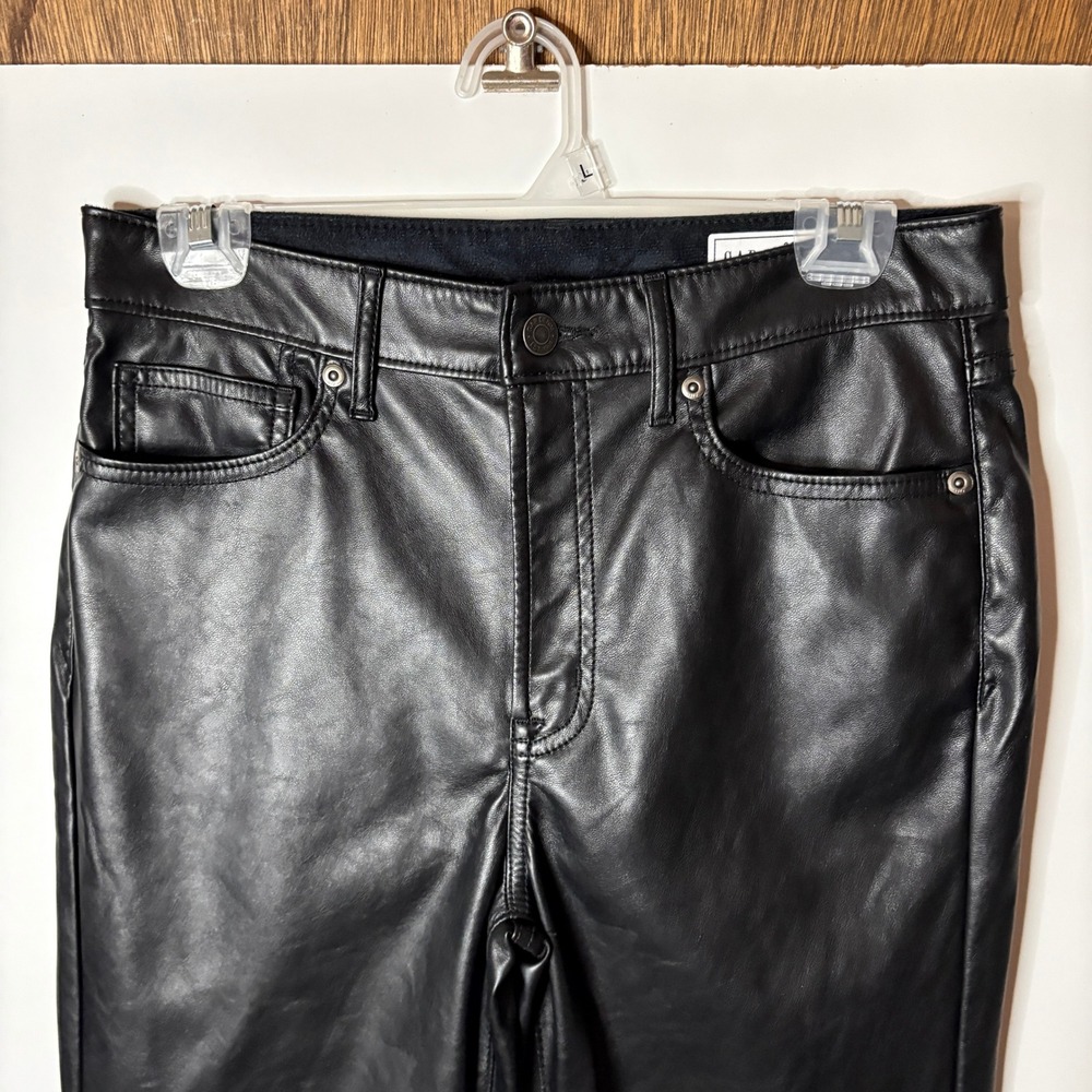 Gap Vegan Leather '70s Flare Pants Womens 8 Petite Black High Rise Edgy 406761 - Picture 2 of 9